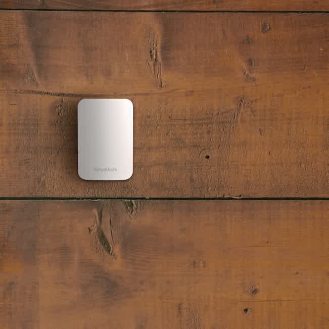 Temperature sensor on the wall